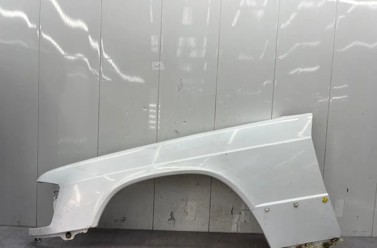 Aile avant gauche MERCEDES 190 W201 PHASE 1 occasion