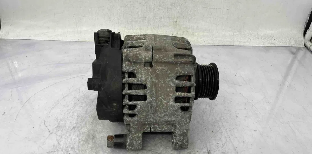 Alternateur FORD FIESTA 6 PHASE 2 occasion