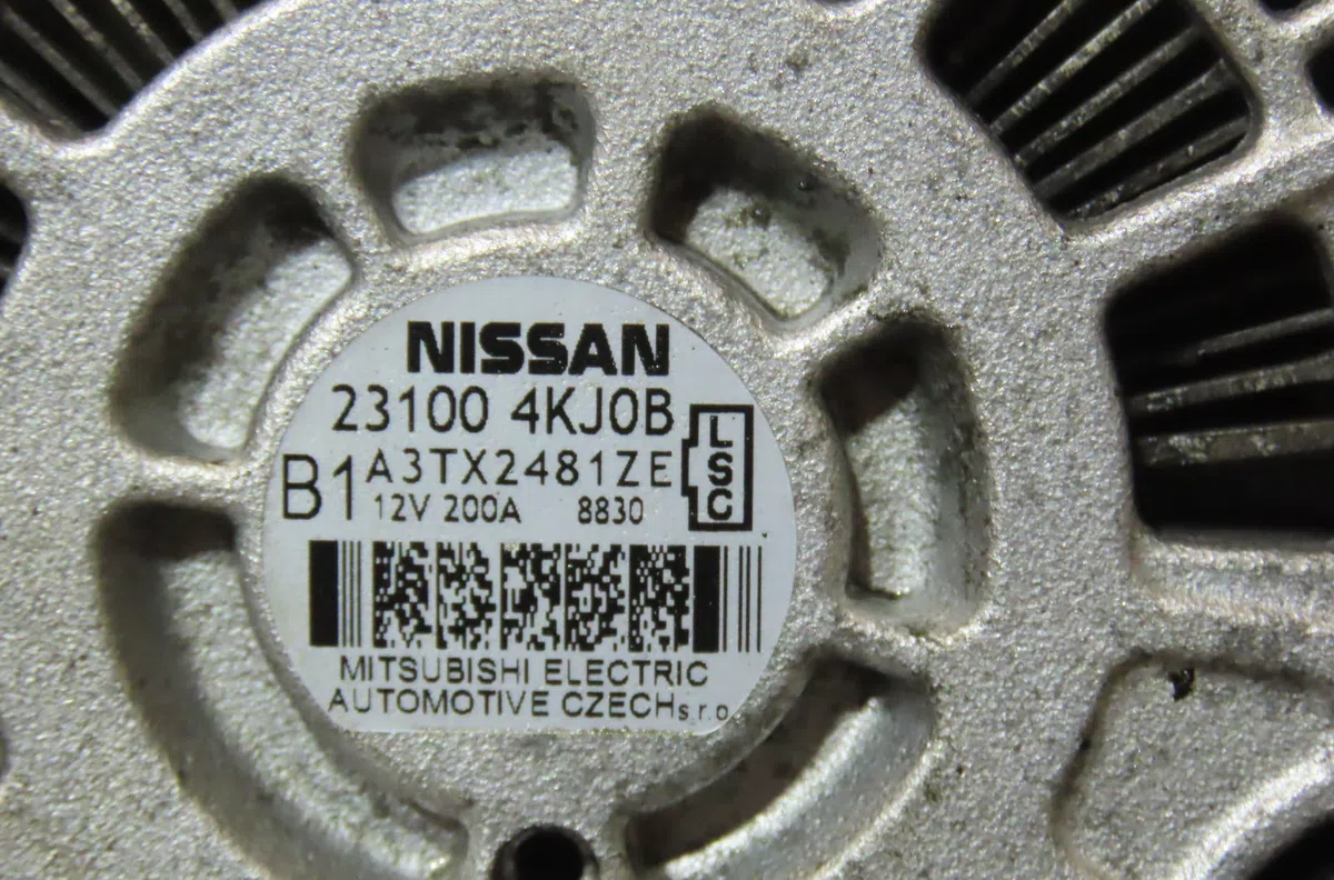 Alternateur NISSAN NP300 occasion
