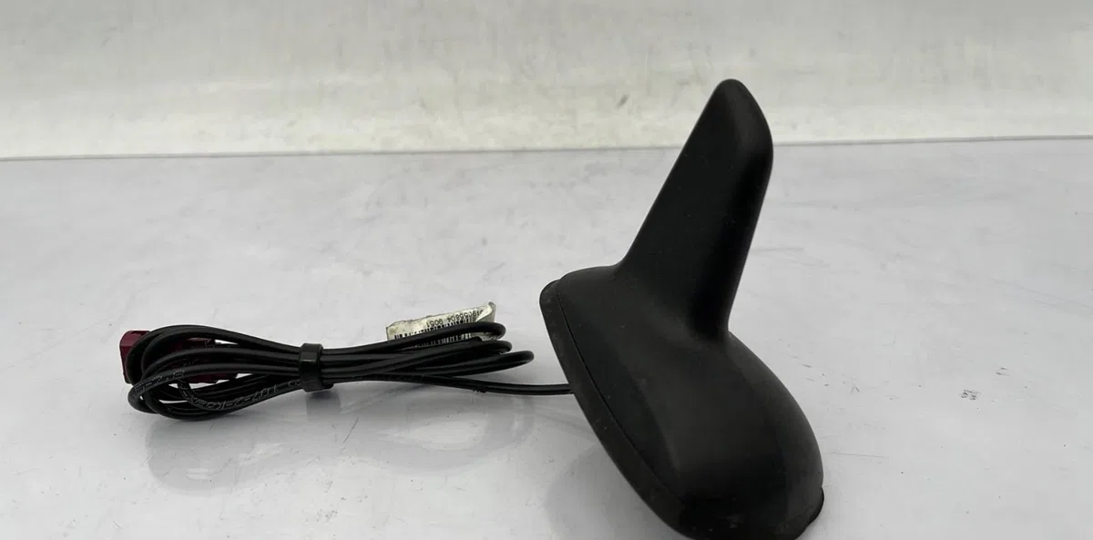 Antenne MERCEDES CLASSE C 204 PHASE 2 BREAK occasion