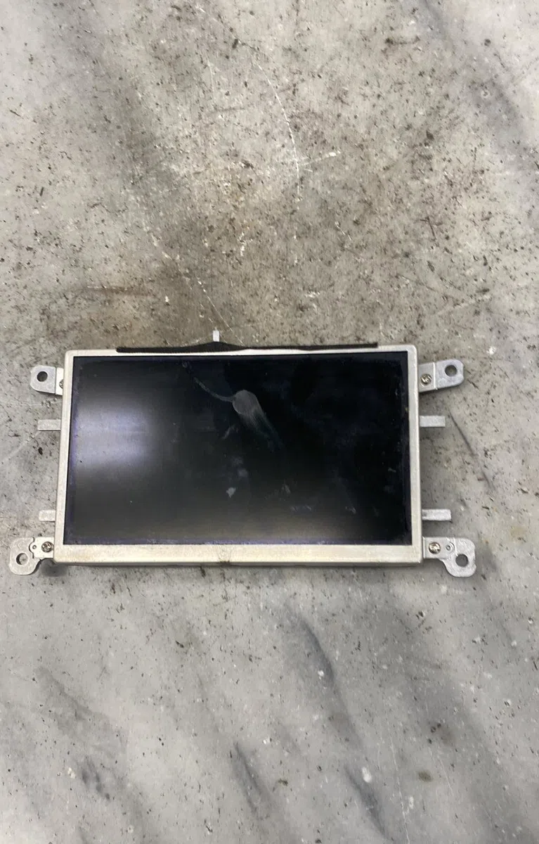 Autoradio AUDI A4 3 AVANT PHASE 1 BREAK occasion