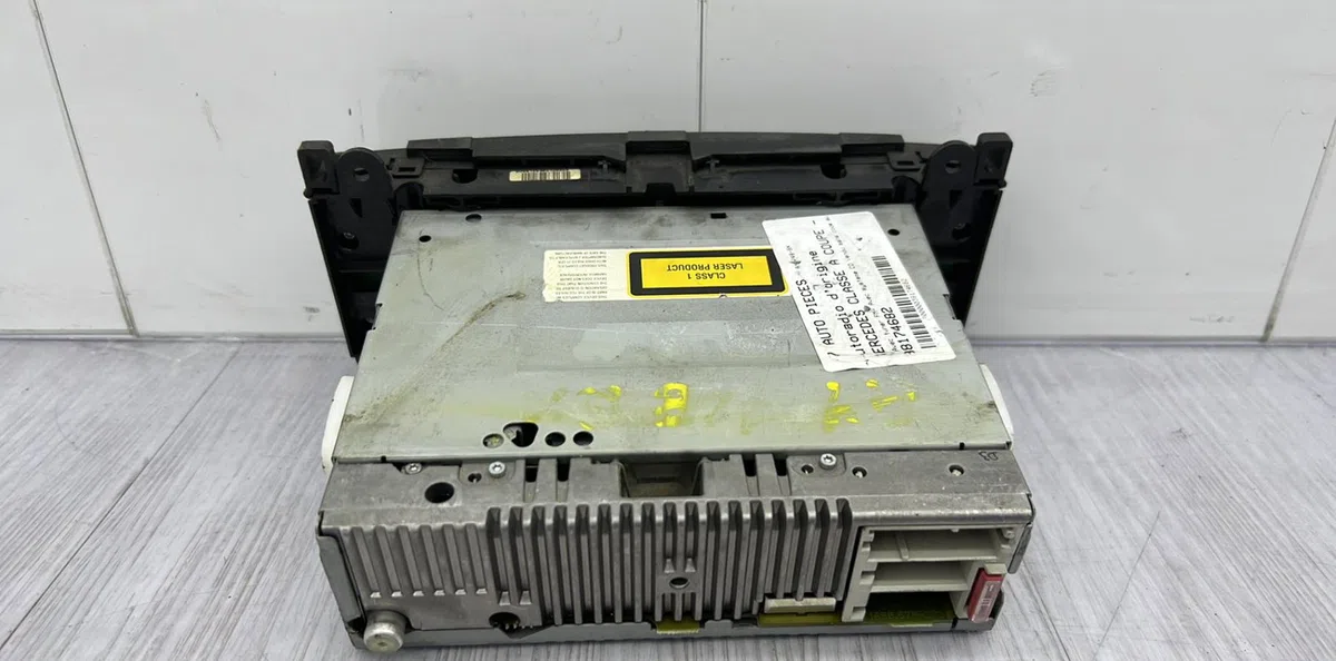 Autoradio MERCEDES CLASSE A 169 PHASE 1 occasion