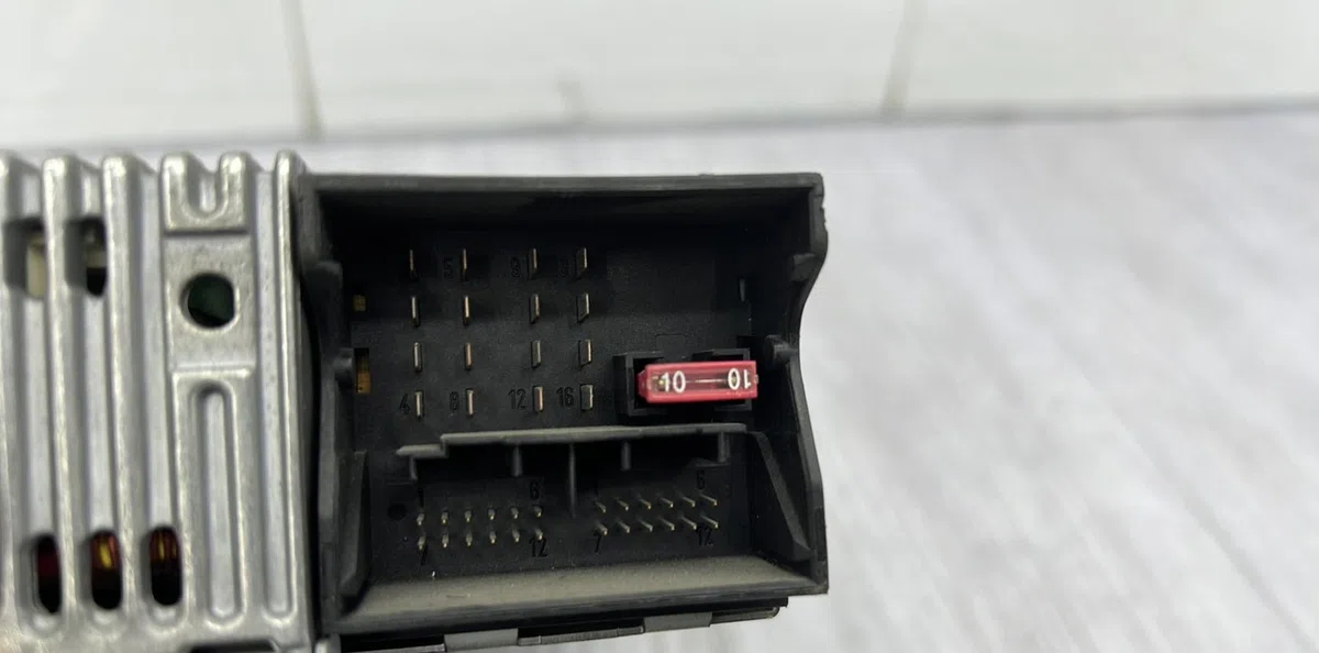 Autoradio MINI MINI 1 R50-R53 PHASE 1 occasion