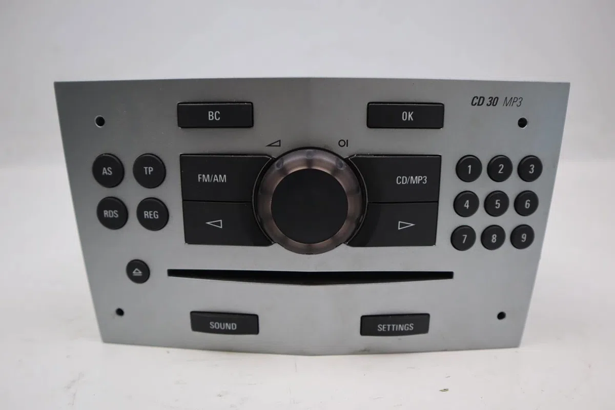 Autoradio Opel CORSA E (X15) 1.3 cdti (08, 68) (2014) occasion