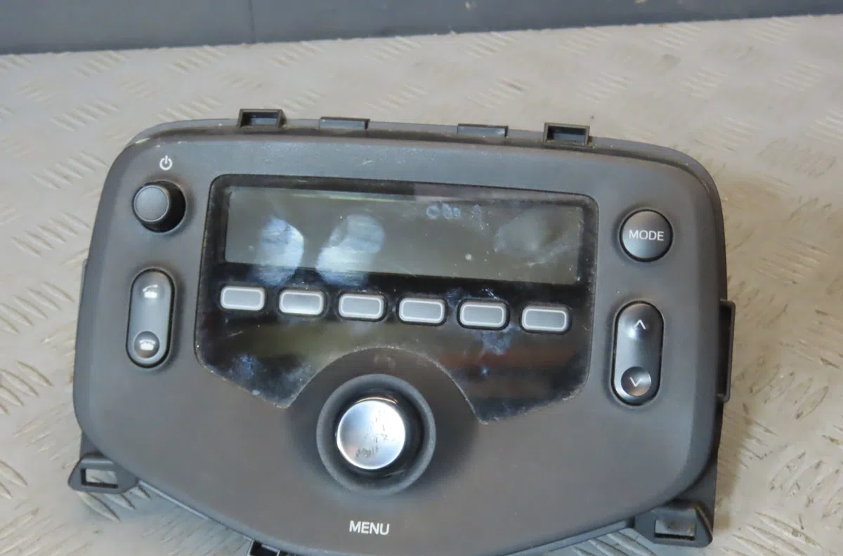 Autoradio PEUGEOT 108 2014 occasion