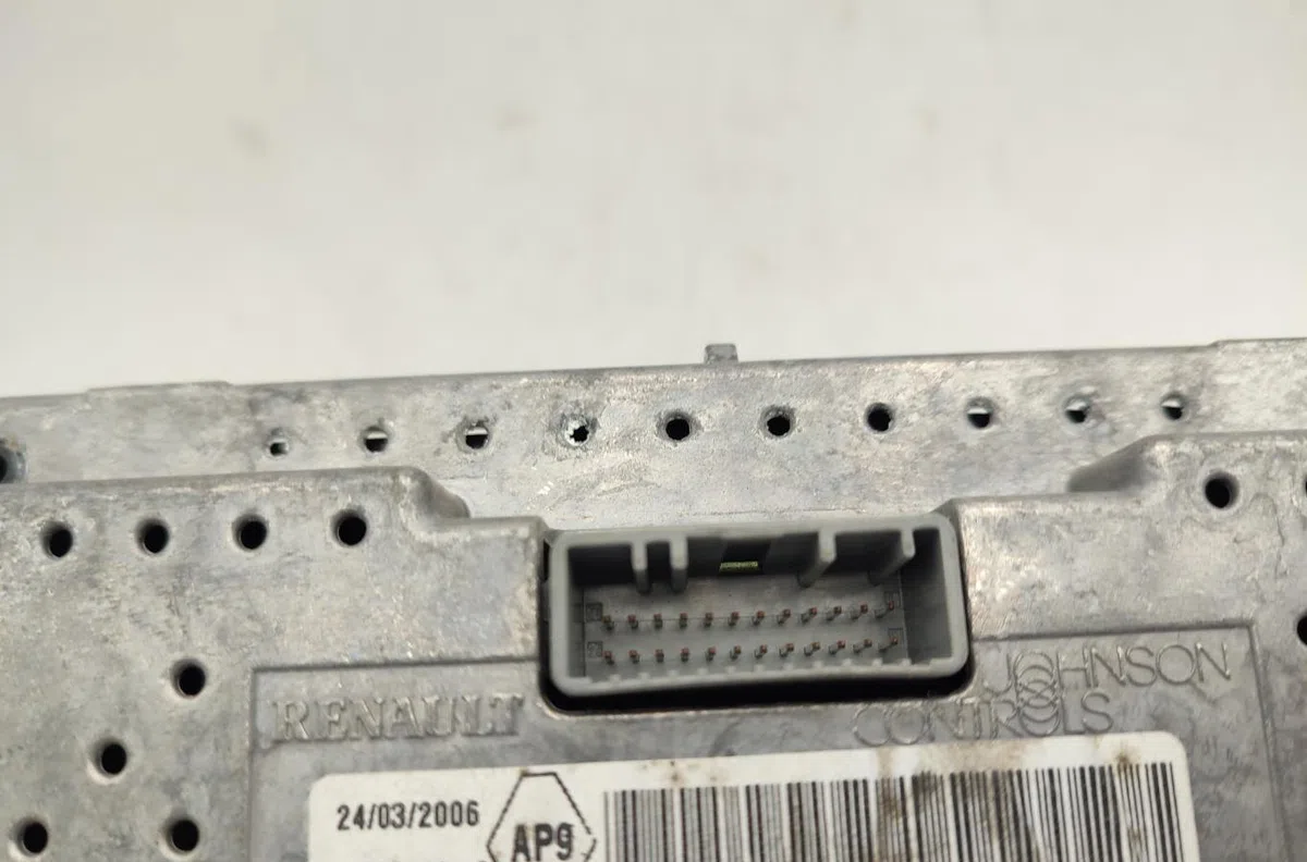 Autoradio RENAULT LAGUNA 2 PHASE 2 BREAK occasion