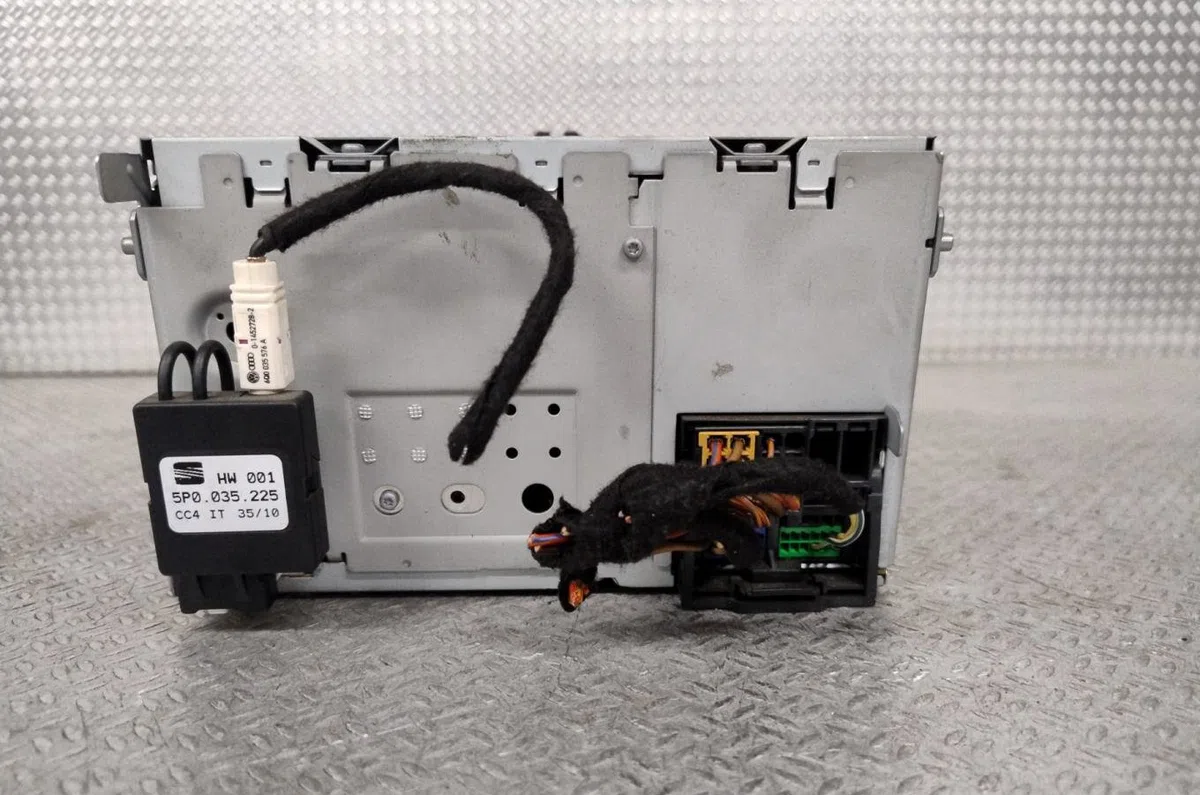 Autoradio Seat LEON (1P1) 2.0 tdi (2005-2010) occasion