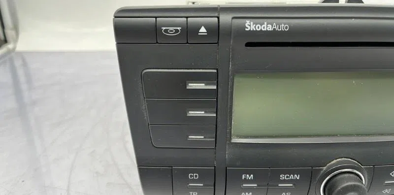 Autoradio SKODA OCTAVIA 2 PHASE 1 occasion