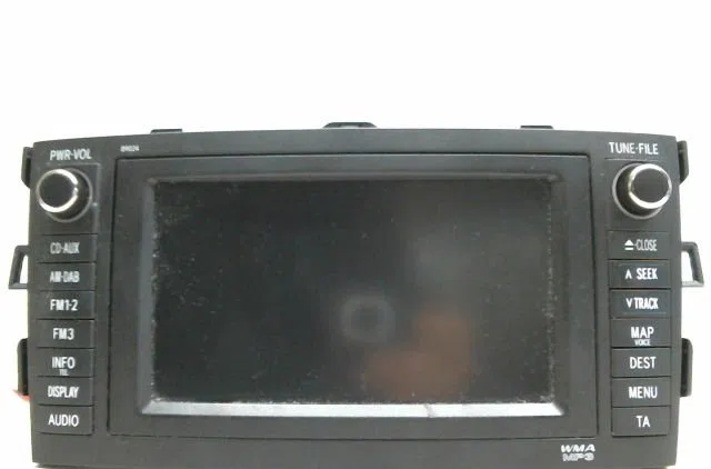 Autoradio Toyota AURIS (_E15_) 2.0 d-4d (ade150_) (2006-2012) occasion