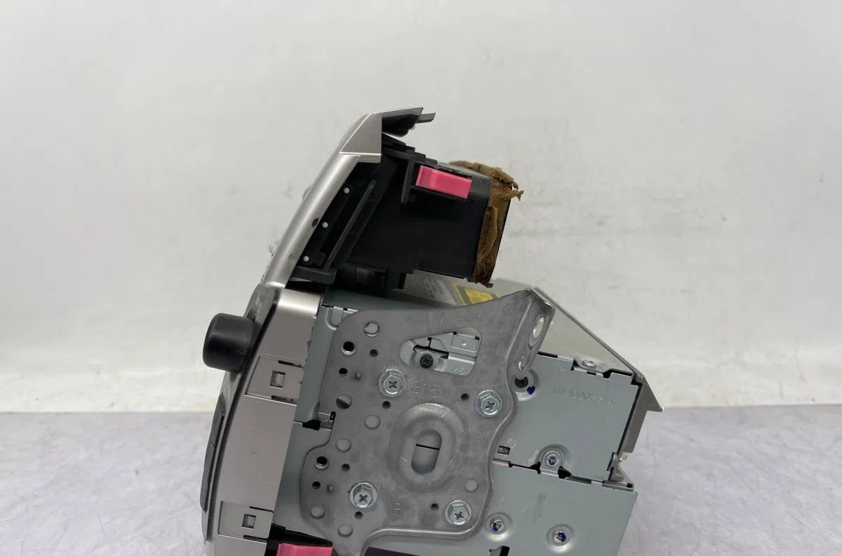 Autoradio TOYOTA YARIS 2 PHASE 1 occasion