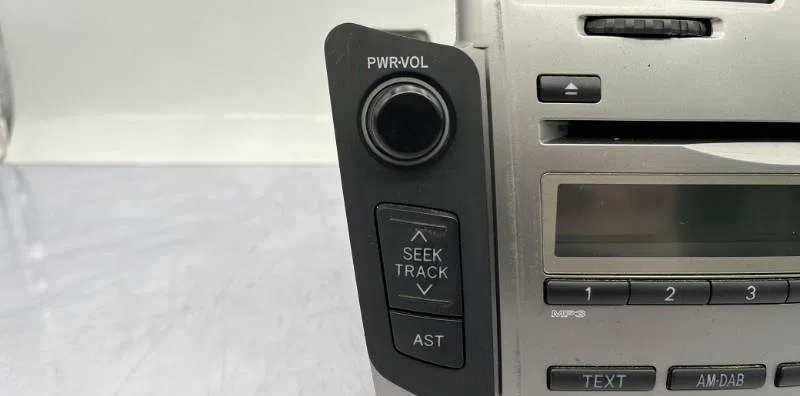 Autoradio TOYOTA YARIS 2 PHASE 2 occasion