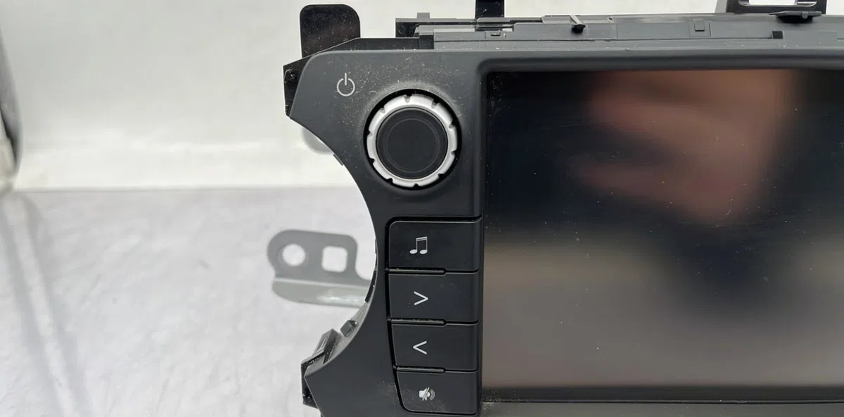 Autoradio TOYOTA YARIS 3 PHASE 2 occasion