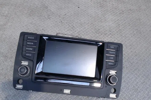 Autoradio VOLKSWAGEN GOLF 7  GOLF 7 PHASE 1 occasion