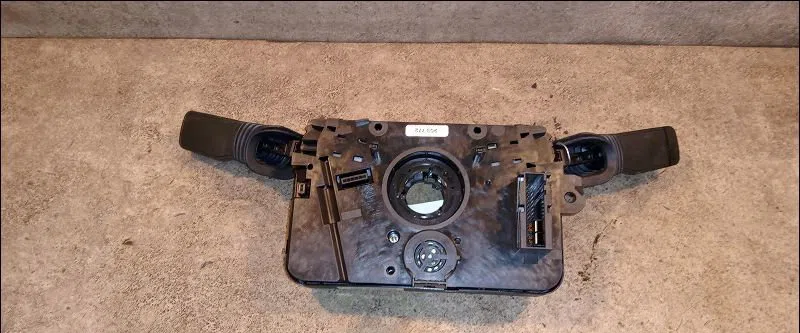 Bloc commodos Opel ASTRA H (A04) 1.9 cdti 16v (l48) (2004-2010) occasion