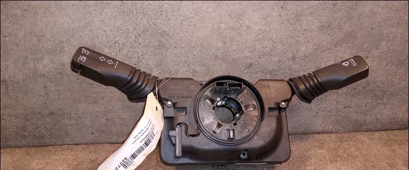 Bloc commodos Opel ASTRA H (A04) 1.9 cdti 16v (l48) (2004-2010) occasion
