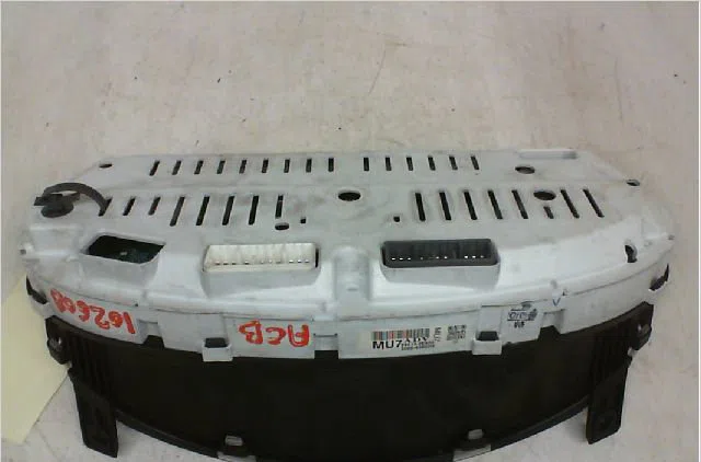 Bloc compteurs Hyundai TUCSON (JM) 2.0 crdi traction intégrale (2004-2010) occasion