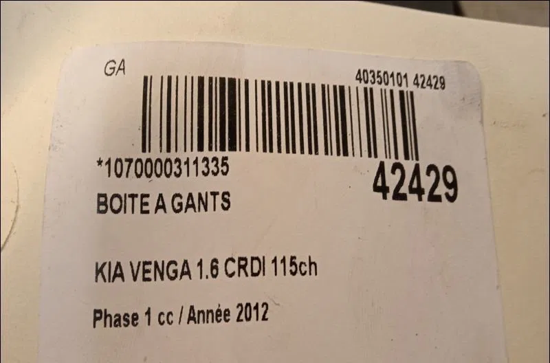 Boite à gants Kia VENGA (YN) 1.6 crdi 115 (2010) occasion