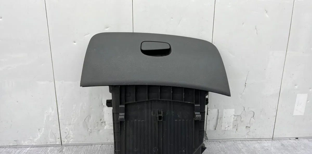 Boite à gants RENAULT CLIO 4 PHASE 1 occasion