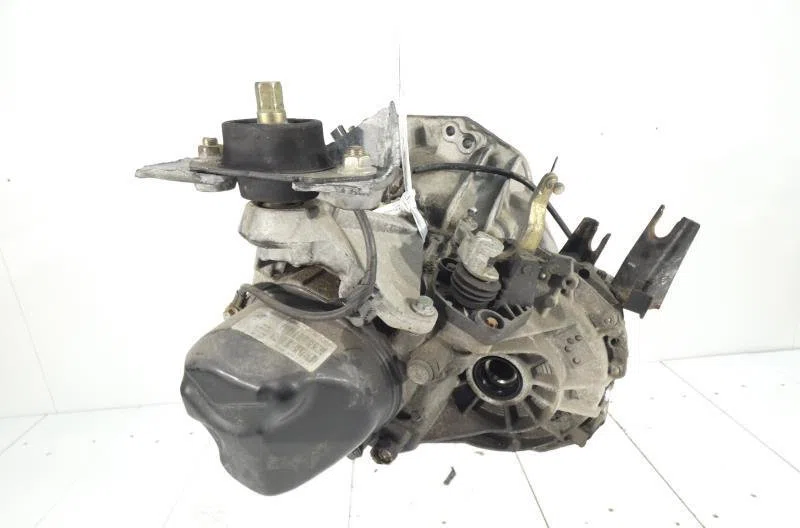 Boîte de vitesses manuelle NISSAN MICRA 3 PHASE 2 CABRIOLET occasion — photo 4