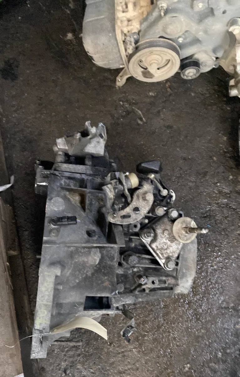 Boîte de vitesses manuelle PEUGEOT 406 COUPE occasion