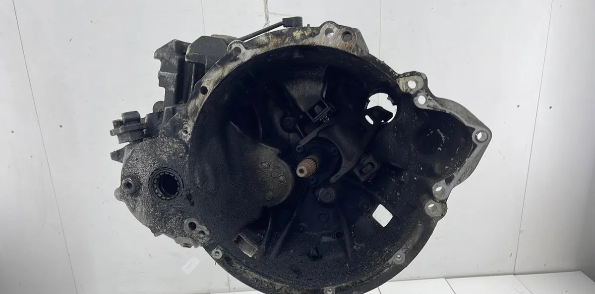 Boîte de vitesses manuelle PEUGEOT 605 PHASE 2 occasion — photo 2
