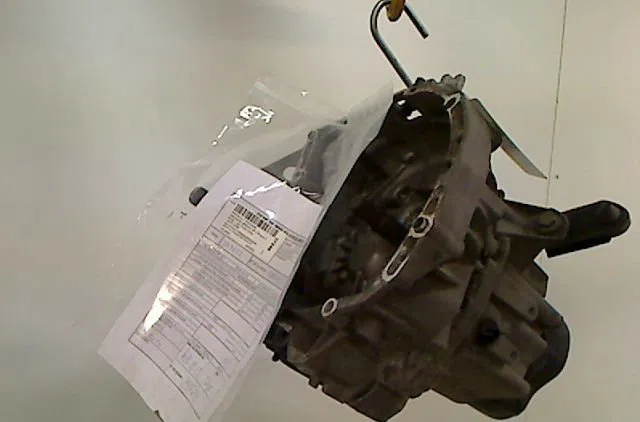 Boîte de vitesses manuelle RENAULT MEGANE I occasion — photo 4