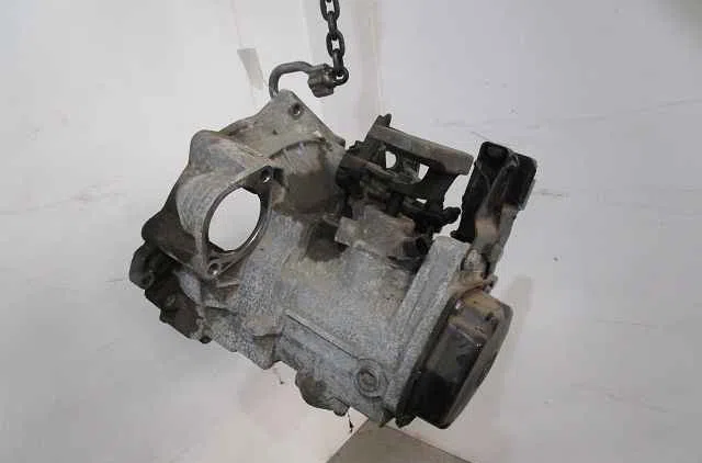 Boîte de vitesses manuelle SKODA ROOMSTER occasion — photo 2