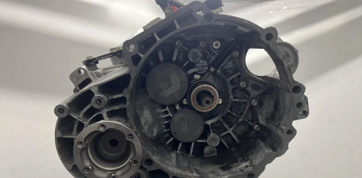 Boîte de vitesses manuelle VOLKSWAGEN TOURAN 1 PHASE 2 occasion — photo 2