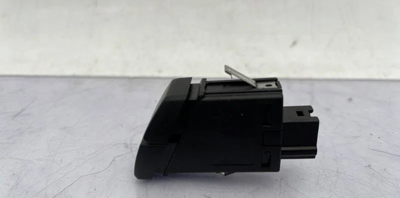 Bouton de warning BMW X3 F25 PHASE 1 occasion