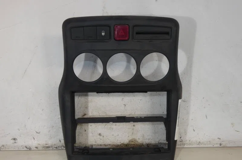 Bouton de warning CITROEN C3 PICASSO PHASE 1 occasion — photo 4