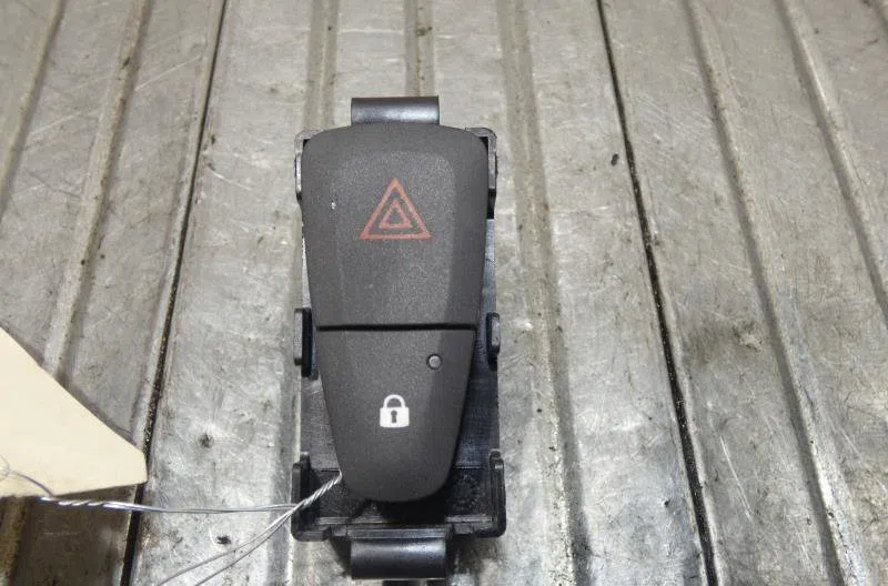 Bouton de warning DACIA LODGY PHASE 1 occasion — photo 3