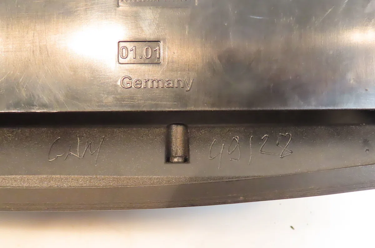 Bouton de warning Mercedes-benz CLS (C219) Cls 320 cdi (219.322) (2005-2010) occasion — photo 2