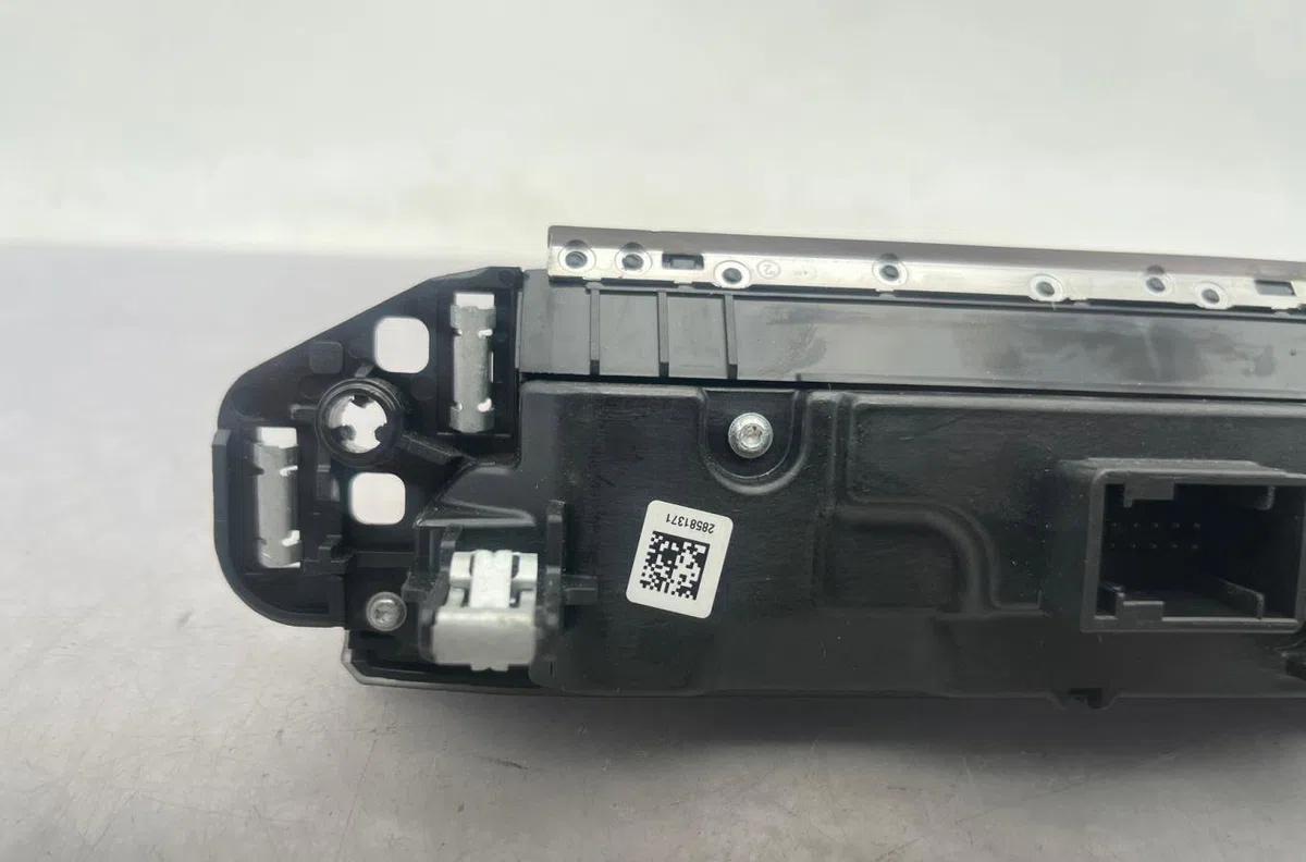 Bouton de warning PEUGEOT 3008 2 PHASE 1 occasion