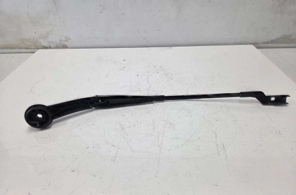 Bras essuie-glace avant droit FORD FOCUS 3 PHASE 2 occasion — photo 2