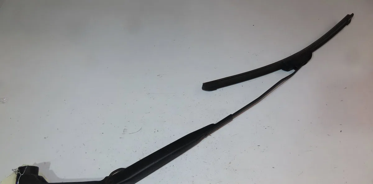 Bras essuie-glace avant droit Hyundai COUPE II (GK) 2.0 gls (2003-2009) occasion — photo 3