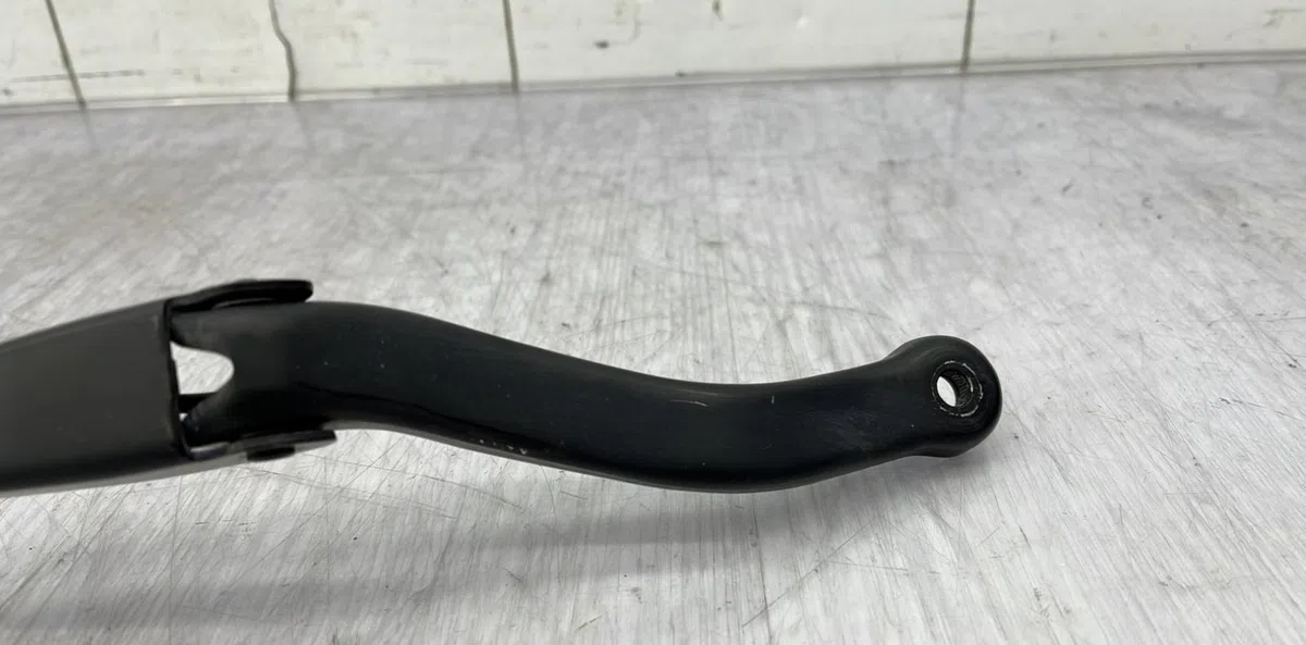 Bras essuie-glace avant droit OPEL CORSA E occasion — photo 2