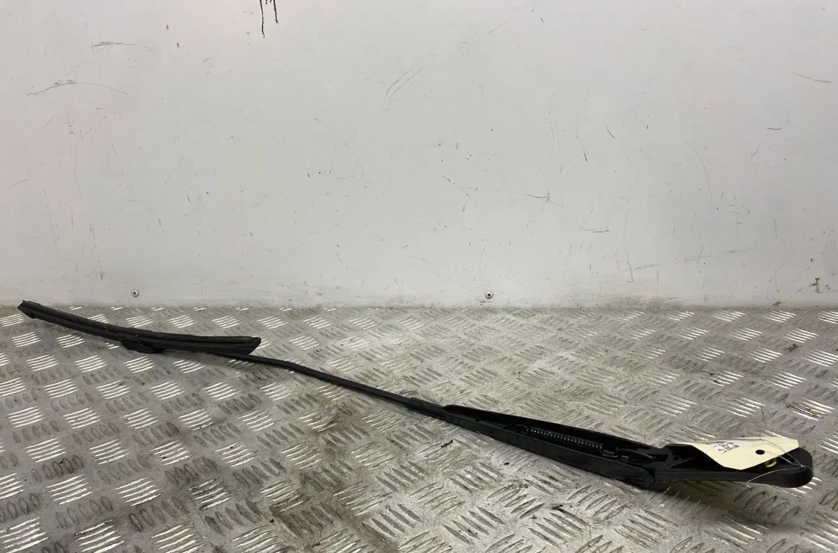 Bras essuie-glace avant droit SEAT LEON 3 PHASE 2 occasion — photo 2