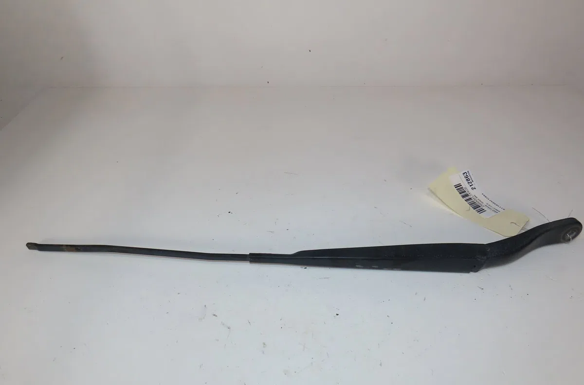 Bras essuie-glace avant gauche Renault CLIO III (BR0-1, CR0-1) 1.5 dci (br0h, cr0h, cr1s, br1s) (2005-2014) 3 portes occasion — photo 4