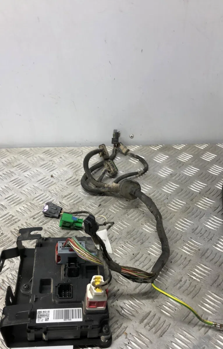 Bsm (boitier servitude moteur) CITROEN BERLINGO 2 PHASE 3 occasion — photo 3