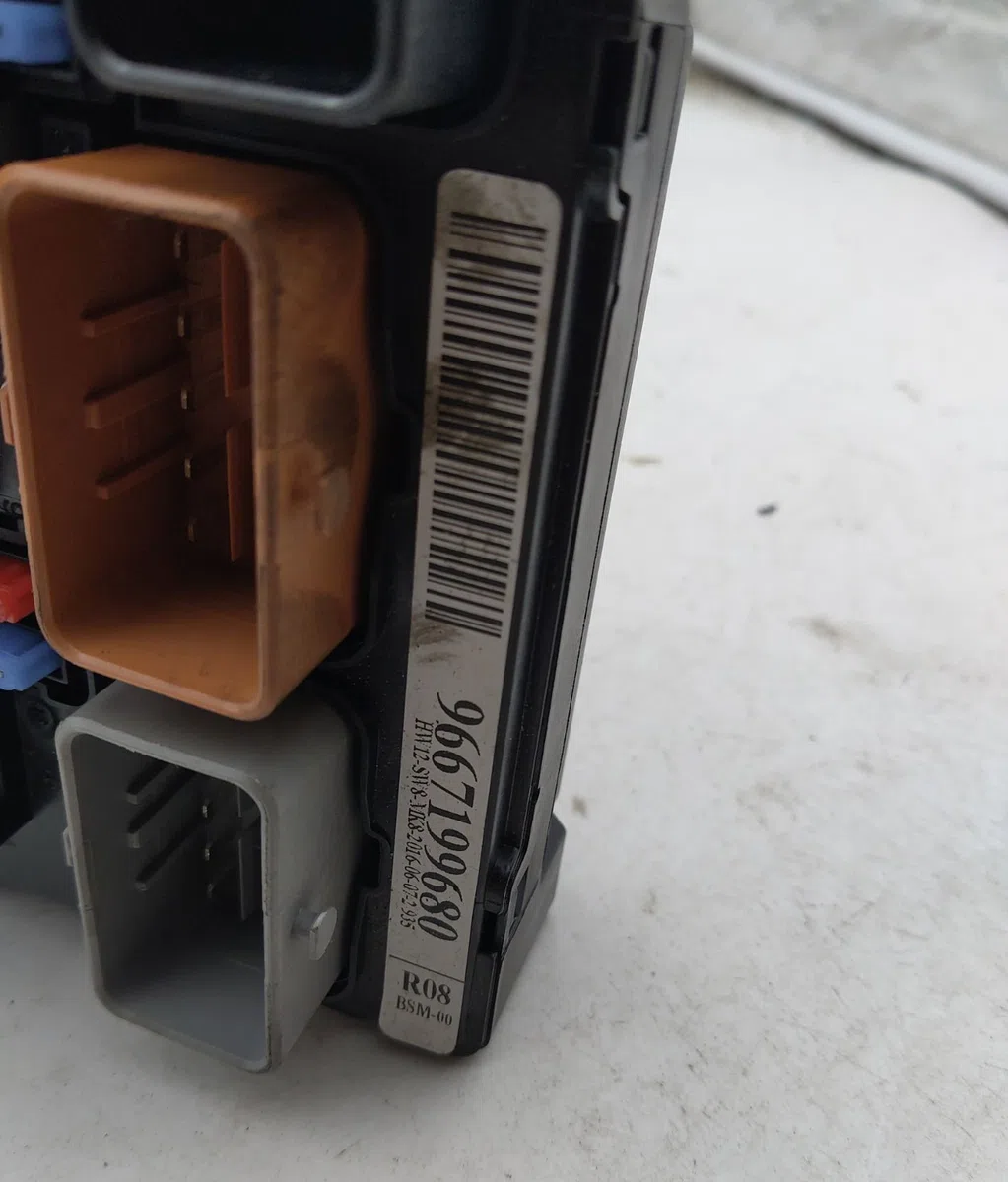 Bsm (boitier servitude moteur) CITROEN C3 II occasion — photo 2