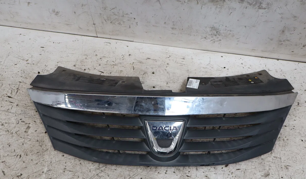 Calandre Dacia LOGAN MCV (KS_) 1.6 16v hi-flex (2009) occasion — photo 2