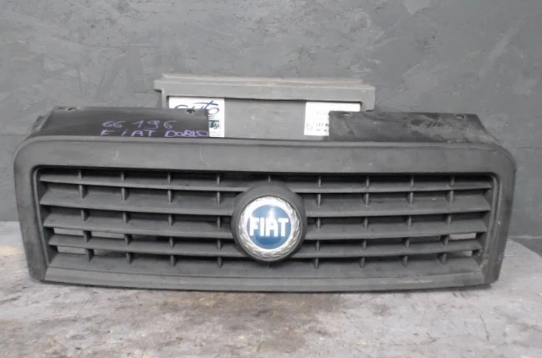 Calandre FIAT DOBLO 1  DOBLO 1 PHASE 2 occasion — photo 3