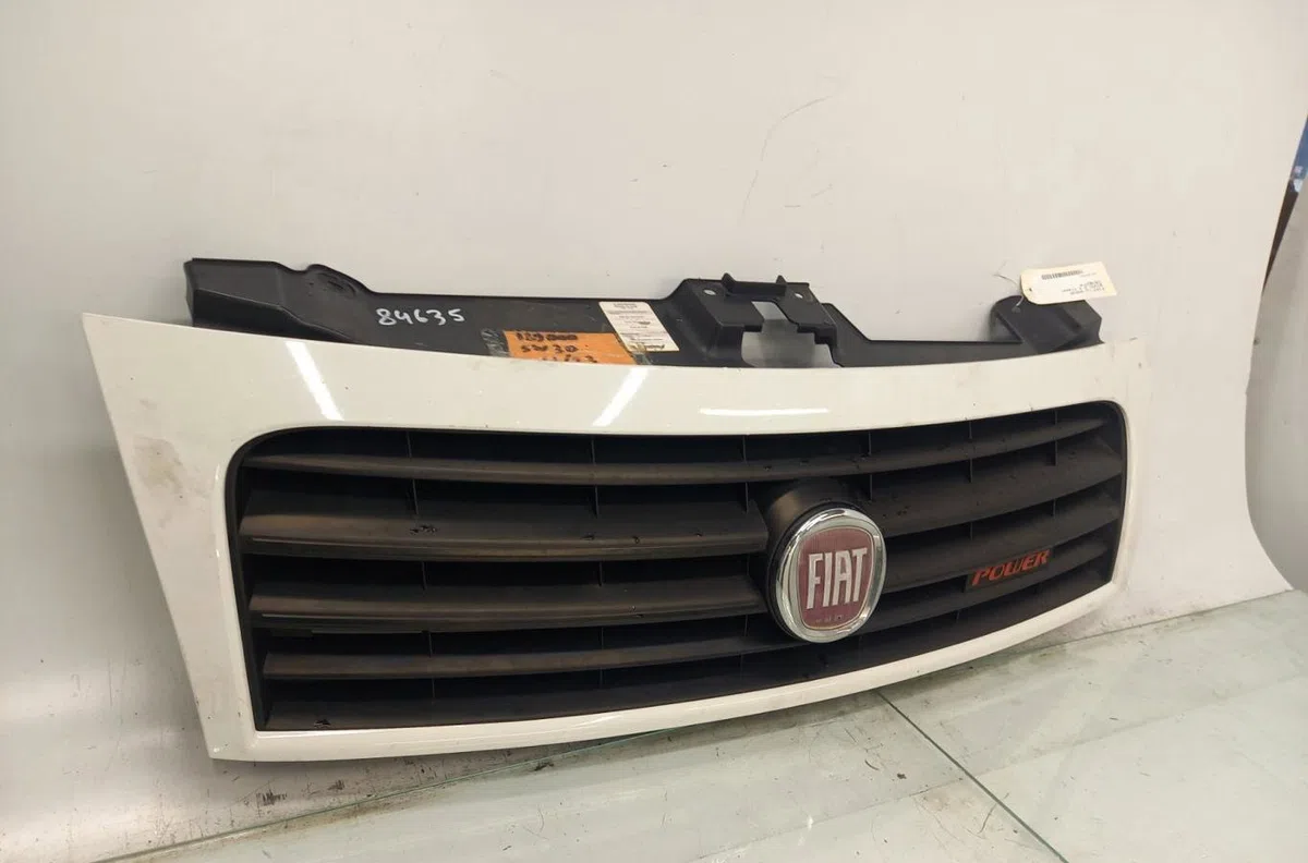 Calandre FIAT SCUDO 2 occasion — photo 3