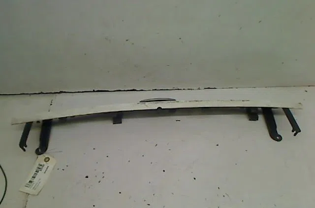 Calandre Ford FOCUS I Clipper (DNW) 1.8 tdci (2001-2004) occasion — photo 2