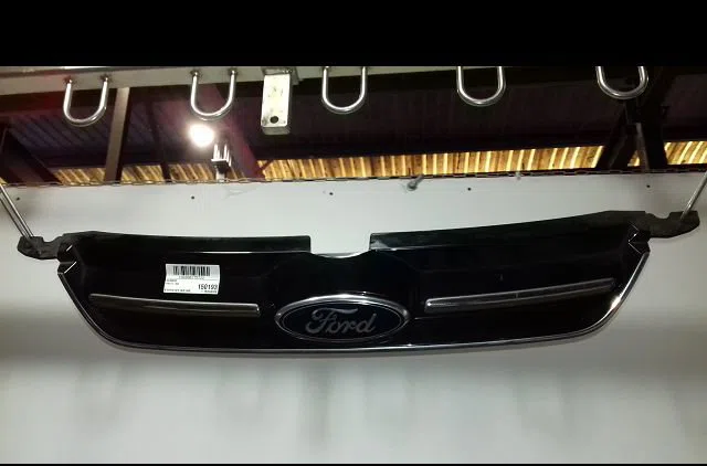 Calandre Ford GRAND C-MAX (DXA-CB7, DXA-CEU) 2.0 tdci (2011-2019) occasion — photo 2