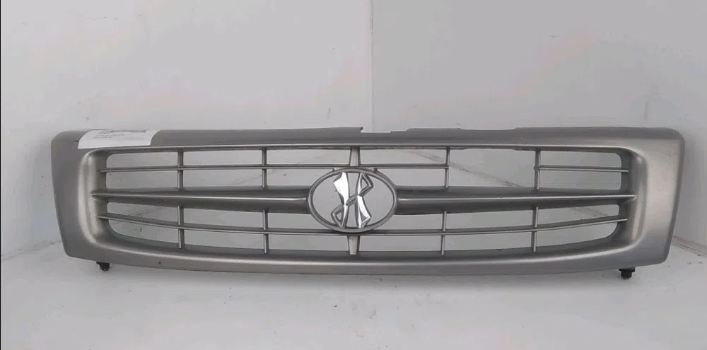 Calandre Hyundai GALLOPER II (JK-01) 2.5 td intercooler (1998-2003) 5 portes occasion — photo 4