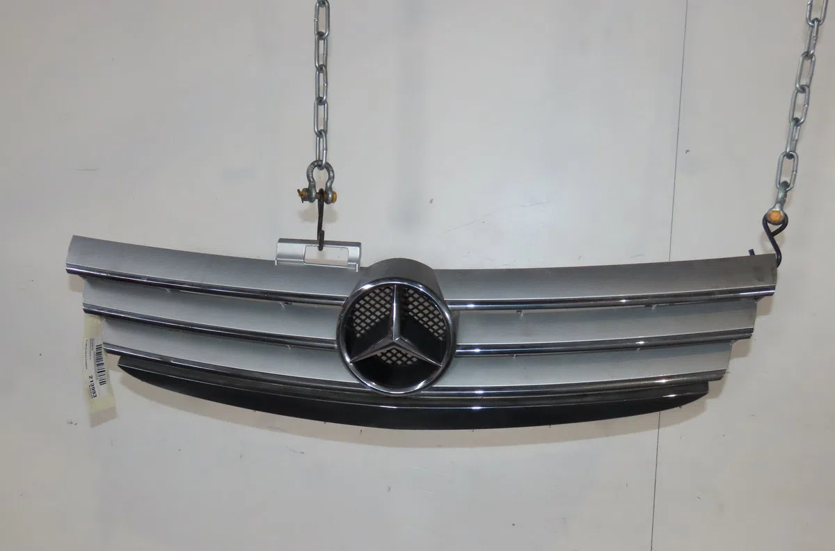Calandre Mercedes-benz CLASSE A (W169) A 180 cdi (169.007, 169.307) (2004-2012) 5 portes occasion — photo 2