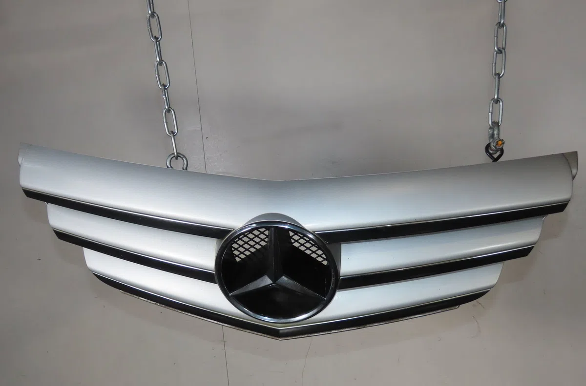 Calandre Mercedes-benz CLASSE B Sports Tourer (W245) B 200 cdi (245.208) (2005-2011) occasion — photo 4