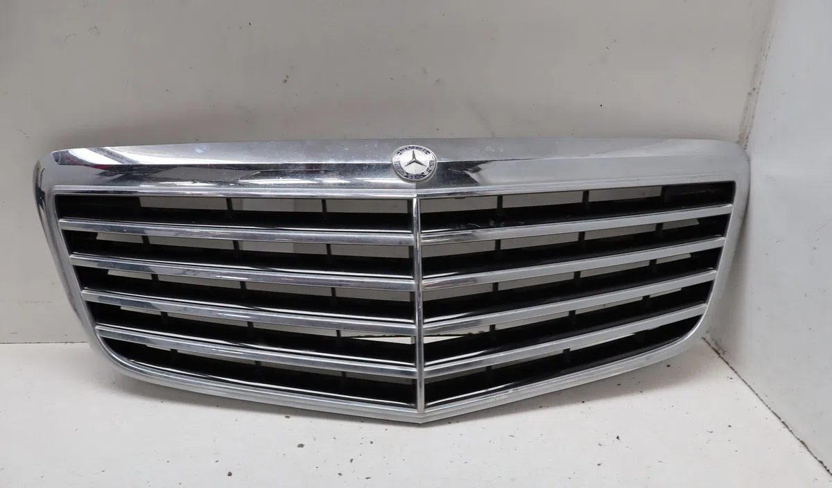 Calandre Mercedes-benz CLASSE E (W211) E 320 cdi (211.022) (2005-2008) occasion — photo 4