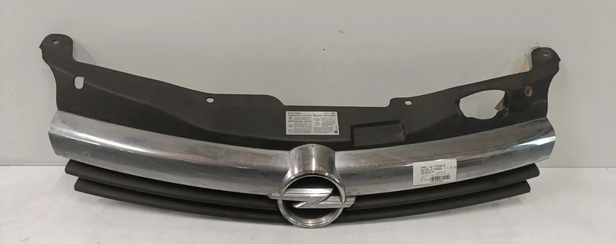 Calandre Opel ASTRA H (A04) 1.9 cdti (l48) (2004-2010) occasion — photo 2